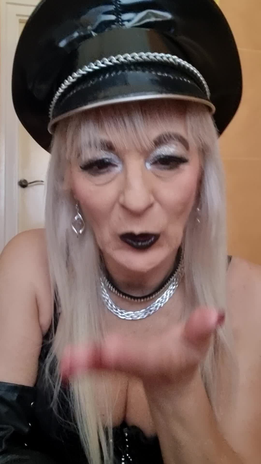 Adrienne Vix Smoking Fetish VOL007