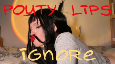 Red Lips Puckering & Ignore