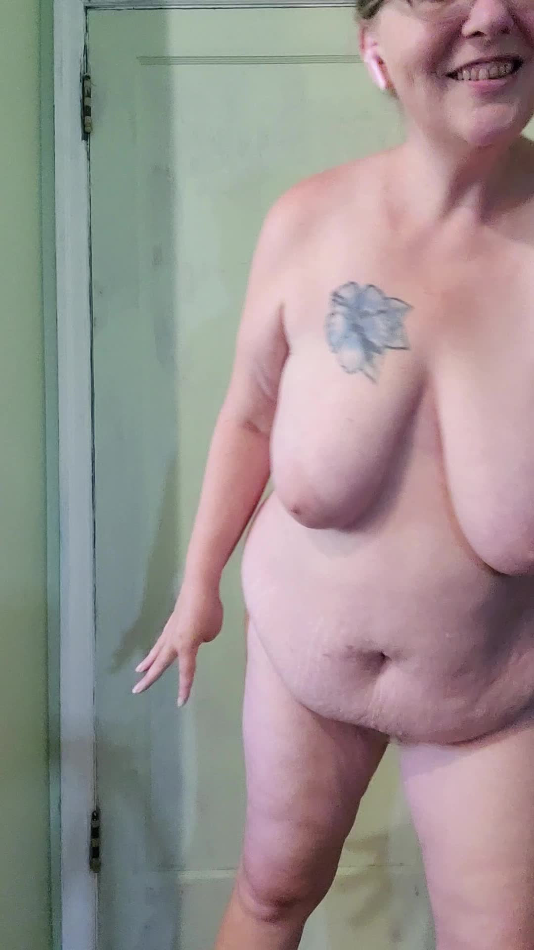 Fun Sexy BBW Solo Spanking Clip