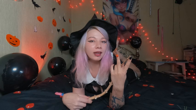 Witch Cast Shriking Spell And Made You Tiny Man