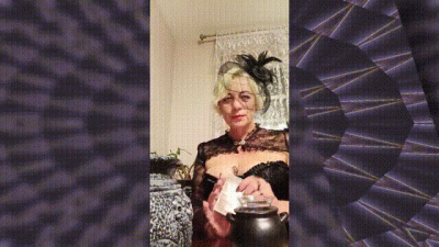 Black Widow Queen Luna Addicts You More To Self-Destructive Smoking