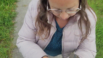 Very Risky Blowjob In The Middle Of The Path, But The Excitement Makes It More Fun!