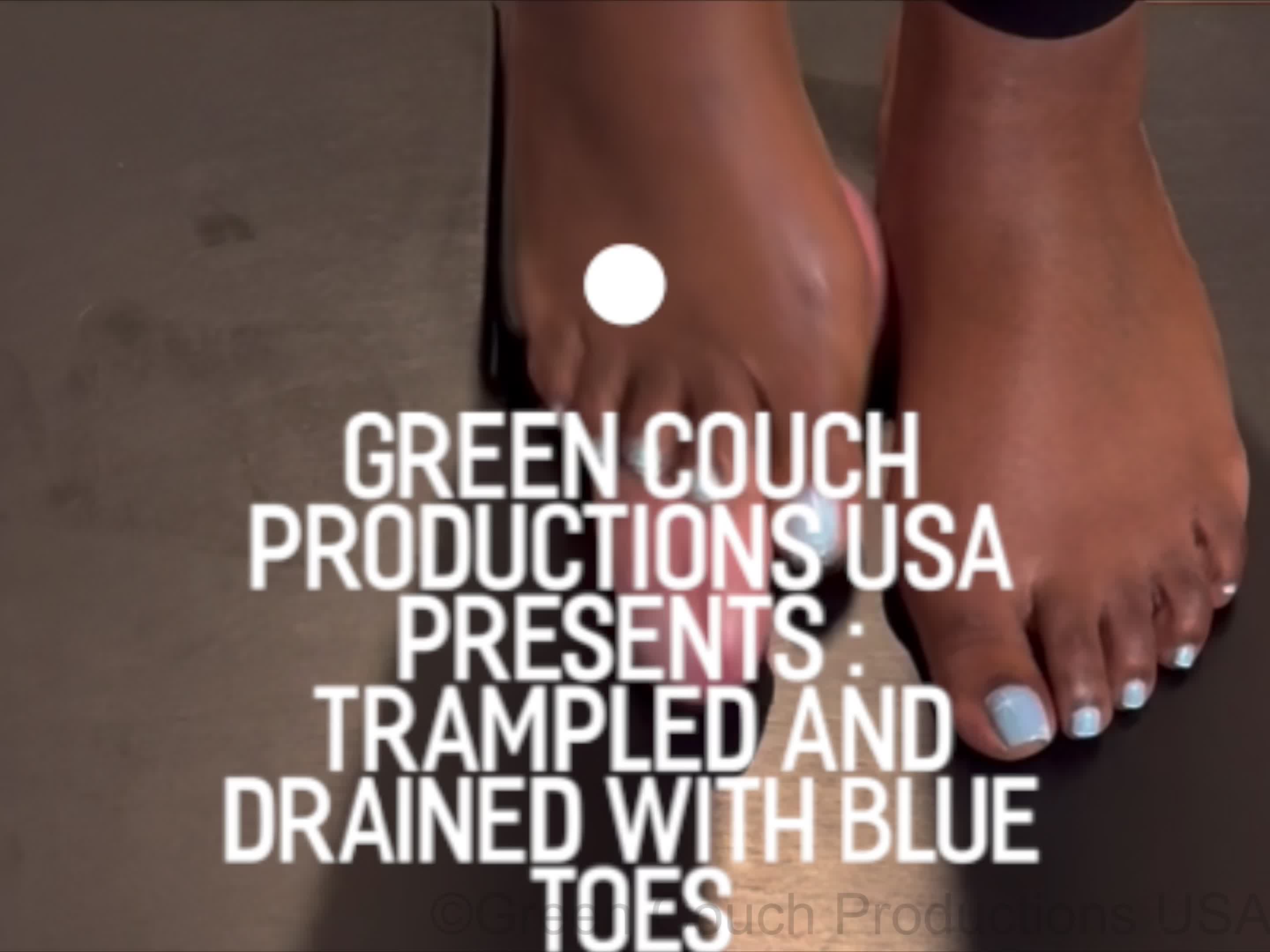 Green Couch Productions USA - Glowing Footjob - iWantClips