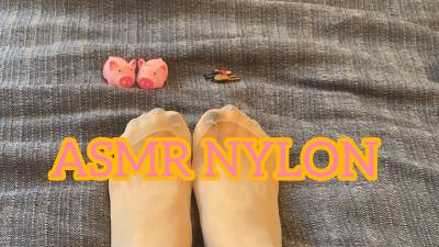 ASMR Nylon