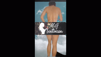 Desnuda En Las Nubes