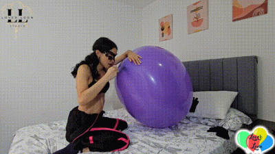 Marianna Destroys Her Balloons And Has A Wonderful Ending With A Big Neck!???