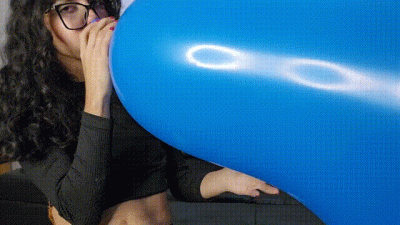 Marianna Swells To Ride And Explode