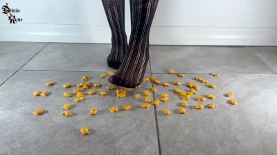 The Snack That Smiles Back (At Me Crushing It) ASMR 4K