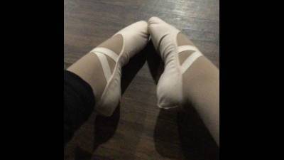 Flexy Feet In Split Sole Ballet Shoes