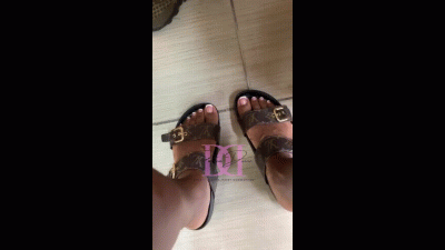 Lv On My Toes You Know I Love You Under My Soles