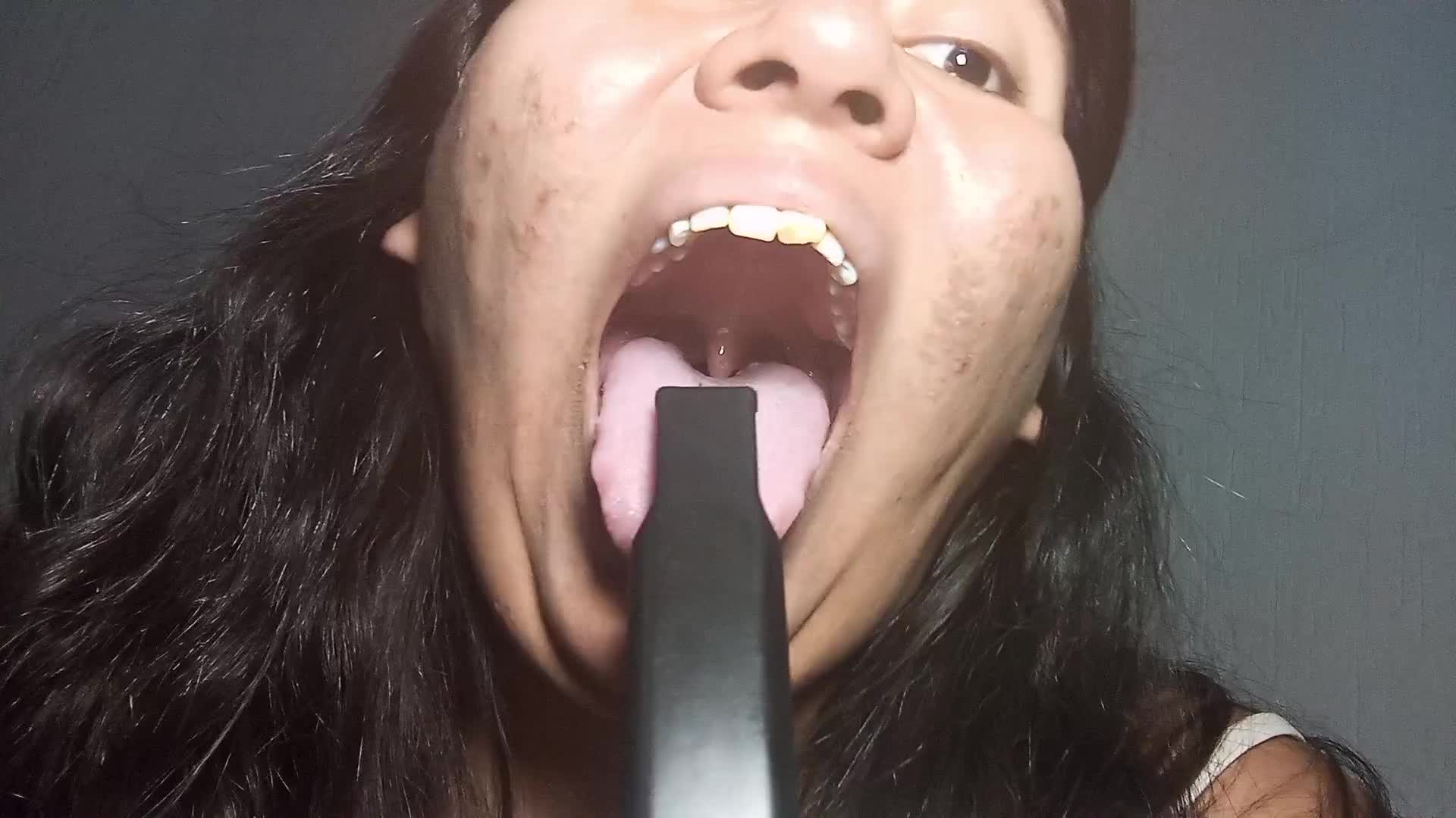 Trying Vacuum Suction On My Mouth - Tongue Play