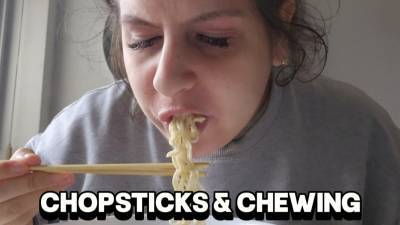 Chopstick Fetish: Slurping Noodles With Chewing Sounds