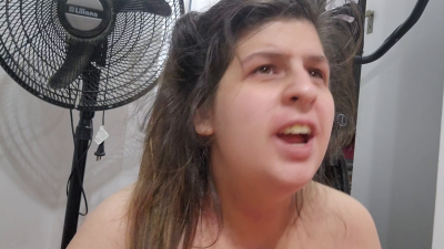 I'm Your Angry Girlfriend, Smoking And Yelling At You