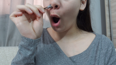 Giantess Stepstep-Sister Puts Tiny Stepstep-Brother In Her Nose And Plays With Him Using Him As A Cleaning Wand