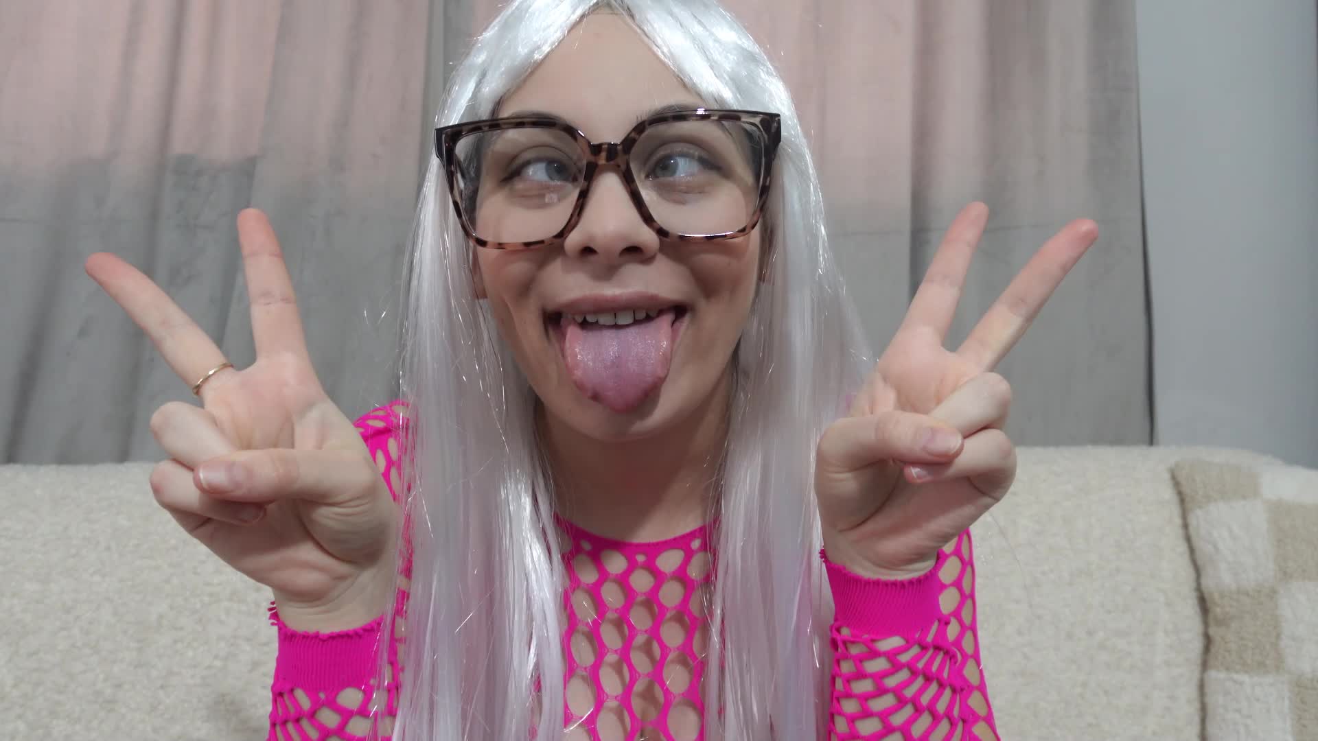 My Stepstep-Sister In A Cosplay Outfit Makes A Face Fetish, Ahegao Faces And Silly Faces While Sucking A Dildo And Holding Her Fingers Up