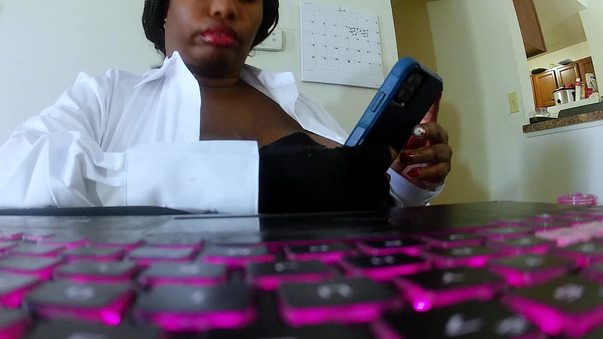 Tiny On Gaintess Teacher's Keyboard POV