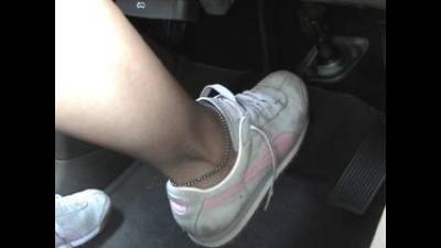 Sneaker Chic
