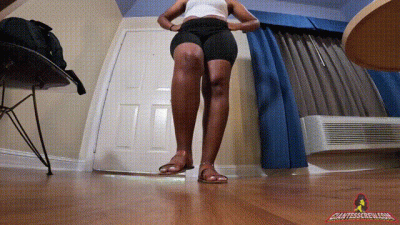 Giantess Crew - Karma - Grow Me