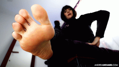 Big Feet!
