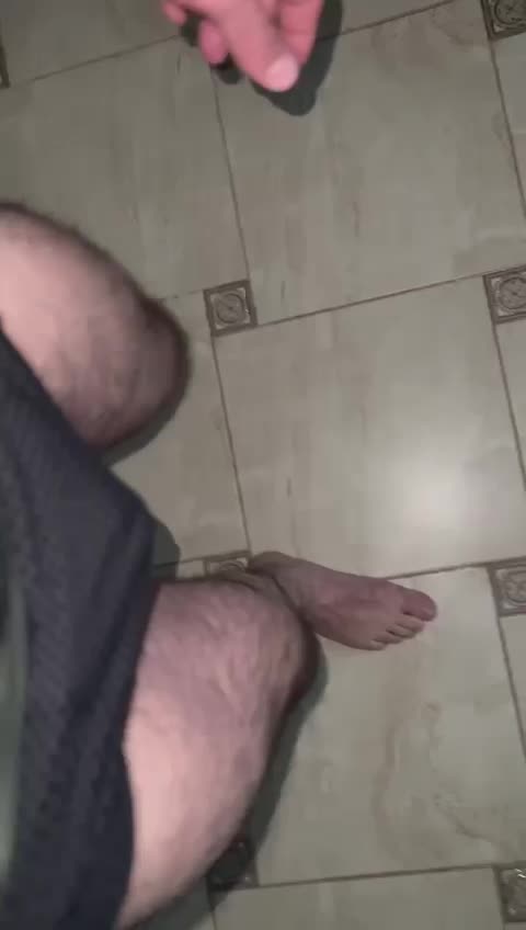 Big Hairy Leg And Feet Stomping