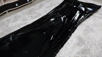 Orgasms Ass Up In A Black Vacuum Bed
