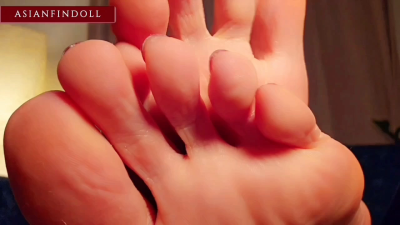 Real Wallet Drain Asian Goddess Elva Drains Her Real Paypig With Bare Soles, Spit, Long Toes, Toe Wiggles, Finger Snap Wallet Drain, Loser Sign, Middle Finger, Cruel Laughter And Foot Worship - Real Findom Humiliation, Spitting & Financial Domination