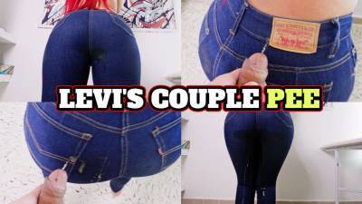 Levi's Couple Pee