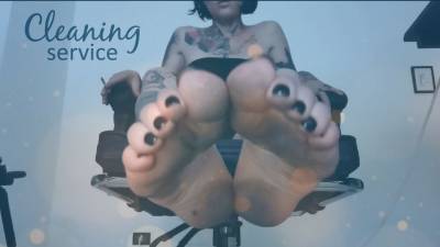 Dirty Feet And Smoking