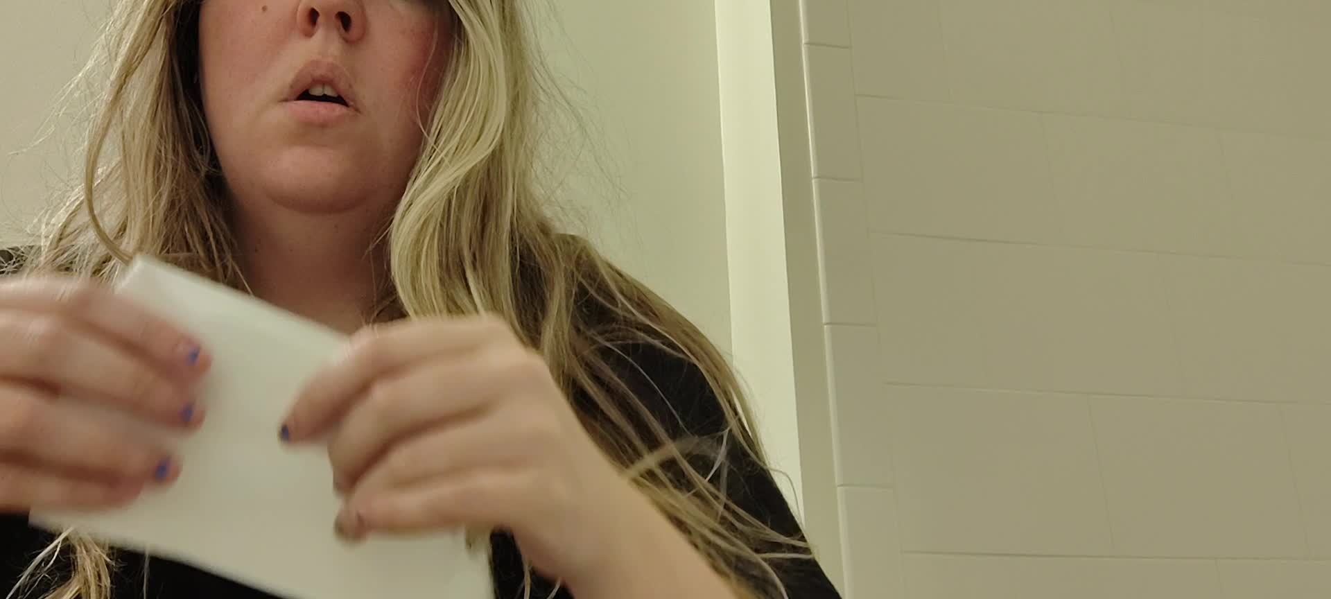 Nose Blowing: 2 Handed Honks