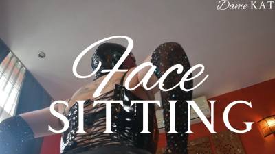 Facesitting (Eng Sub)