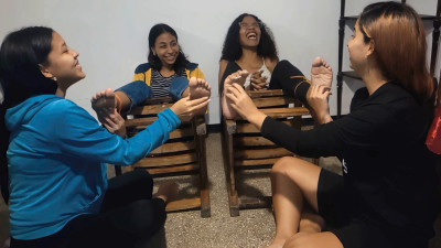 Laura And Vicky Are Tickled While They Tried To Hold Their Laugh!