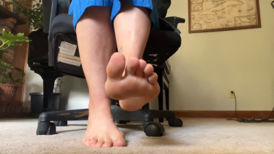 Worship My Feet Toe Wiggling Femdom Humiliation