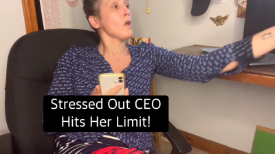 Stressed Out Office Worker Calls 911 Med Resus Roleplay
