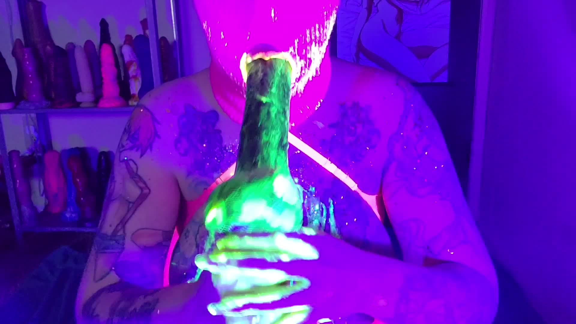 Black Light Deep Throat, Anal, DP