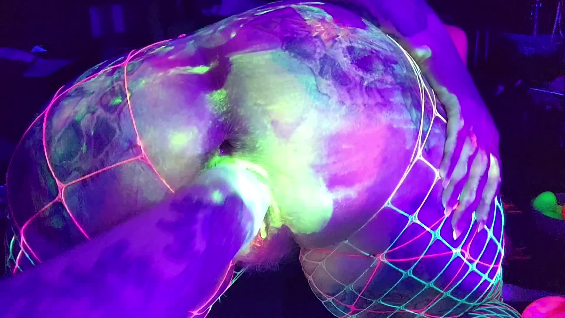A Helping Hand VOL6: Uv, Glow Porn, Solo And Together Play Time, Toys