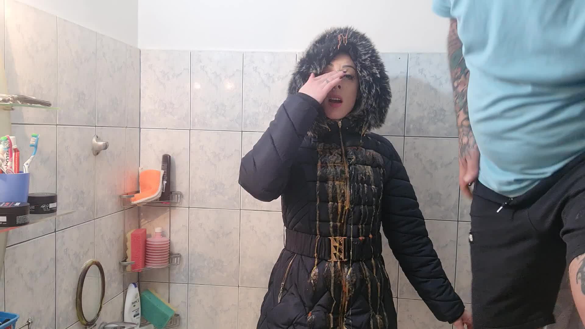 Food-Sploshing-With-Winter-Jacket-On