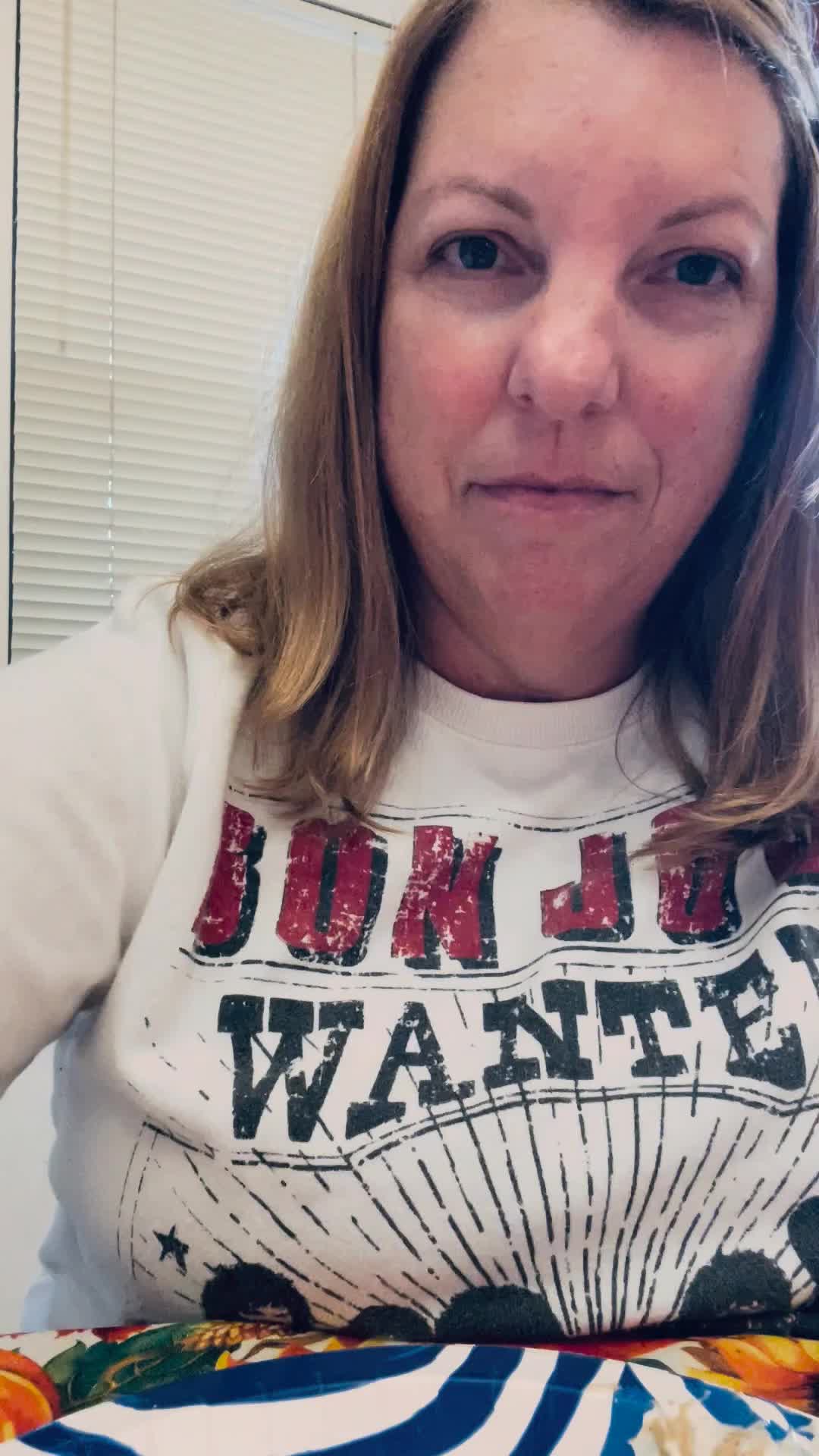 Giantess MILF Domination By Seductivegenx: Eating, Burping, And Turning Slave Into Toothpick Humiliation