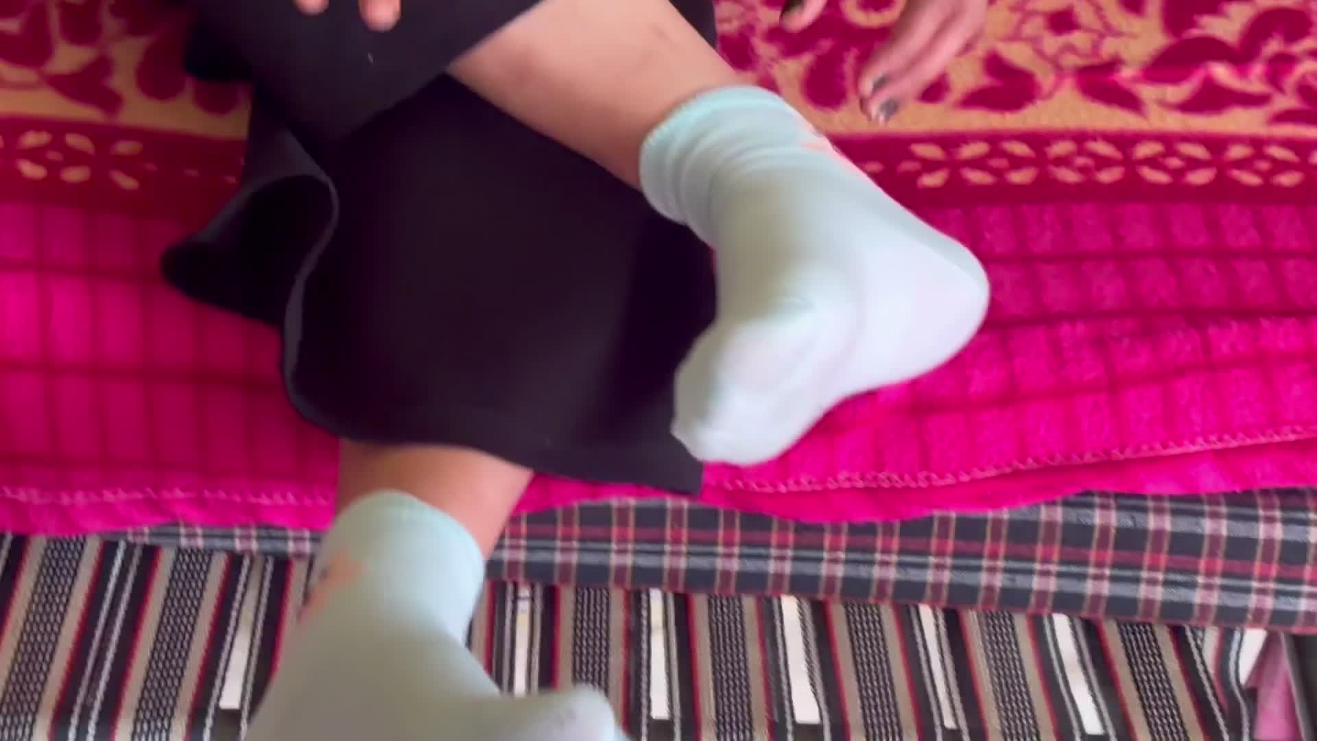 Super Extreme Close-Up: Beautiful Indian Feet & Toes In Focus