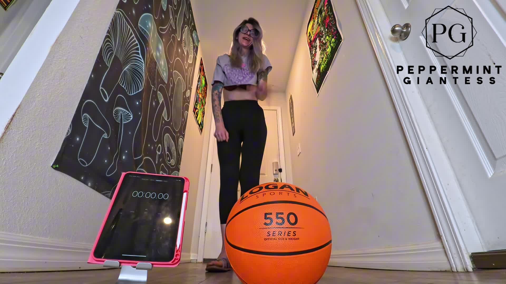 6'7 Tall Goddess One-Handed Basketball Hold Challenge - How Long Can These Huge Hands Dominate?
