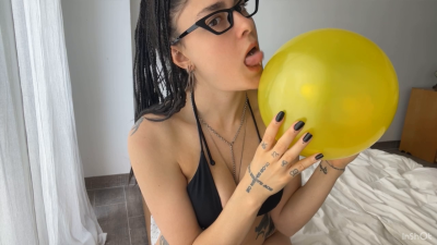 Popping Balloons & Squirting Bliss