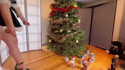 Santa's Evil Giantess Elves Destroy The Tiny Village