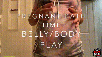 Pregnant Bath Belly Play 32 Weeks