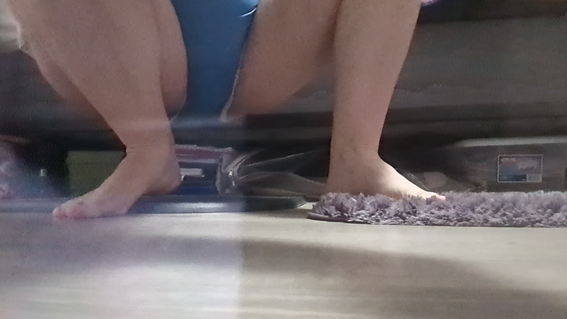 Giantess Licks And Kisses Toe Foot Slave POV Tiny Man