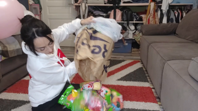 Unpacking New Balloons. Just Back From The Store. B2P- Mishel Looner Balloons