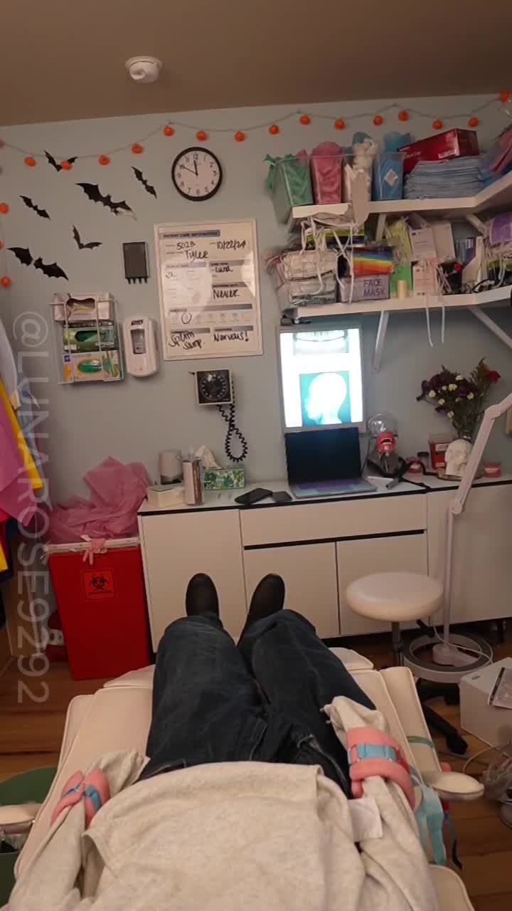 9 Min POV You Wake Up In Dr. Luna Clinic Bound To The Exam Table, Not Remembering How You Got There, Last You Check You Were On A Date With Luna, I Tell You Exactly How You Got Here And How I Love To Perform Experiments On Her Dates For Fun! Watch Me