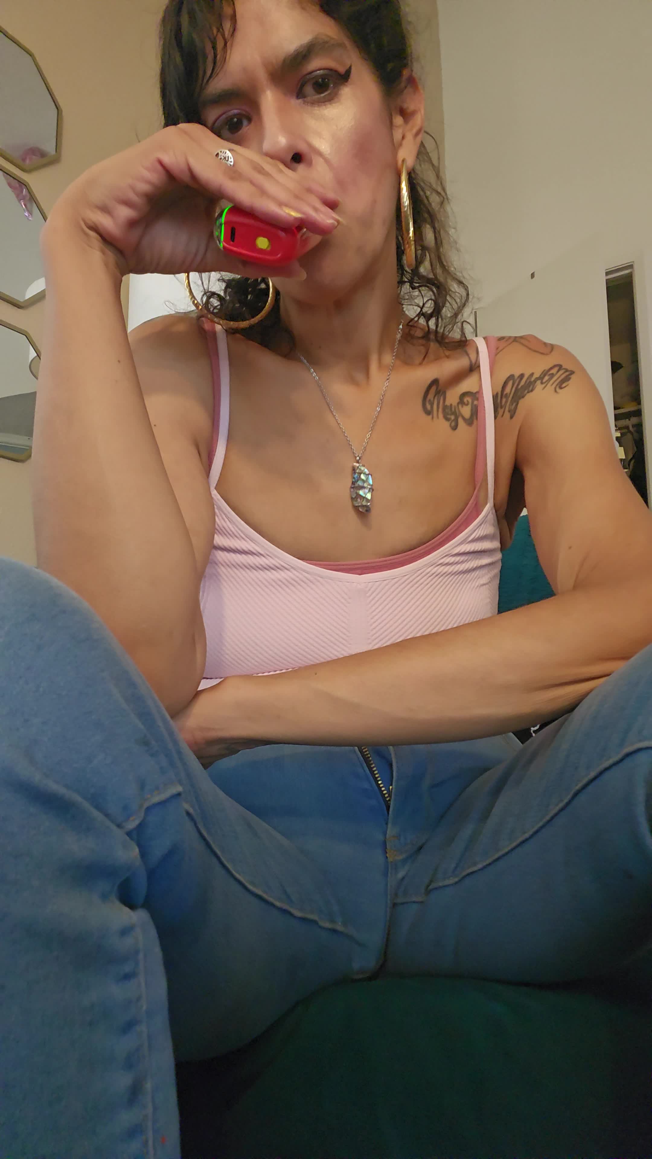 Cum For Your Sexy Bigfooted Latina Girlfriend