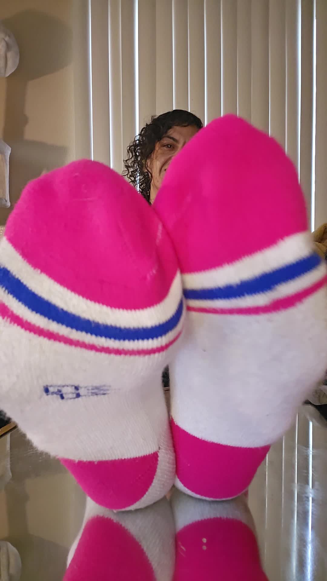 JOI To The World: You Love Mamacita's Big Ass MILF Feets Straight Out Of Socks And It Shows