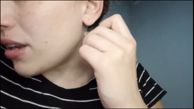 I Put Earrings In My Ears