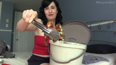 French Humiliation Mange Mes Dechets Et Branle-Toi 2