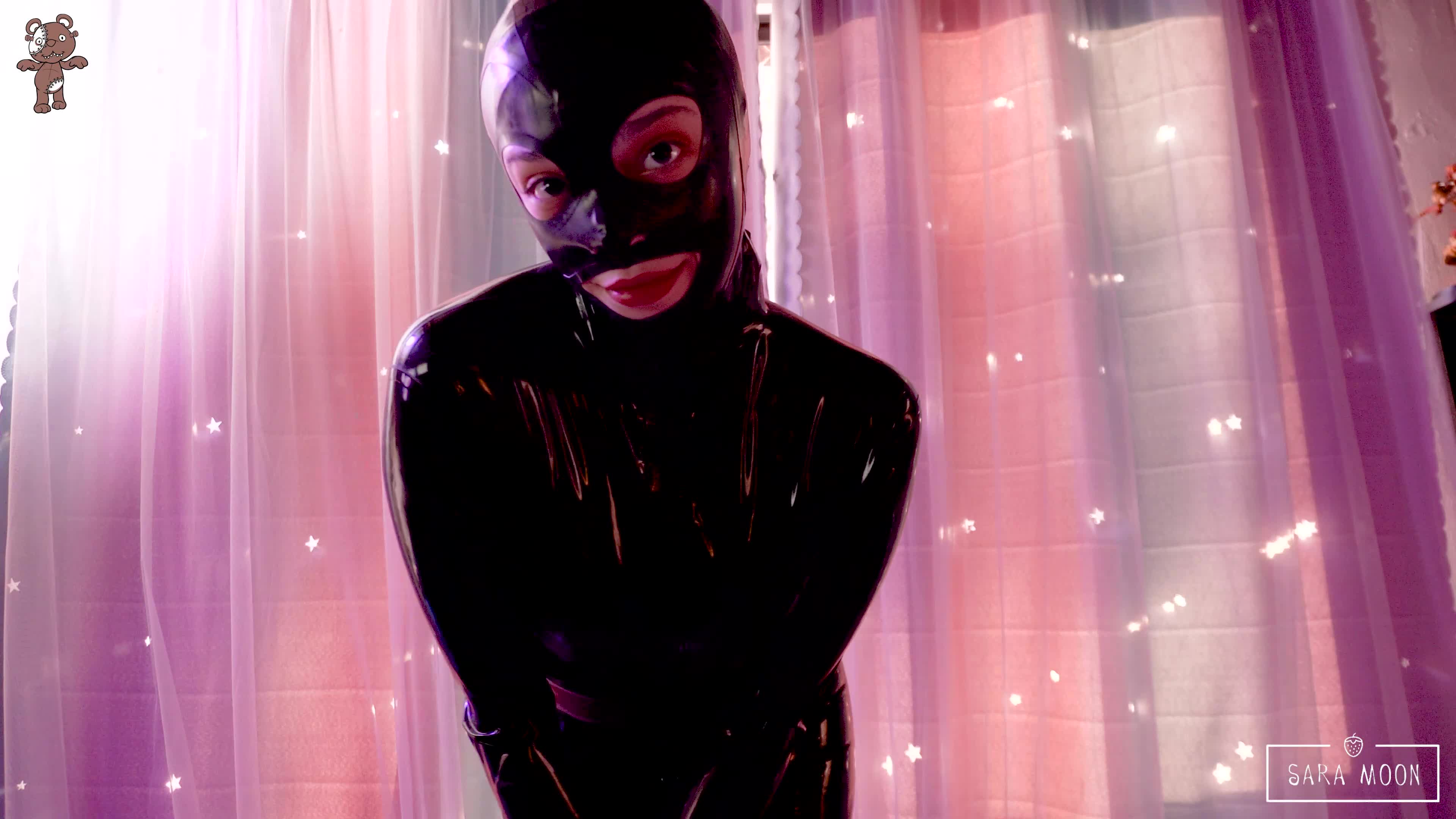 Girl In Latex Catsuit Rides A Torso Until Cum